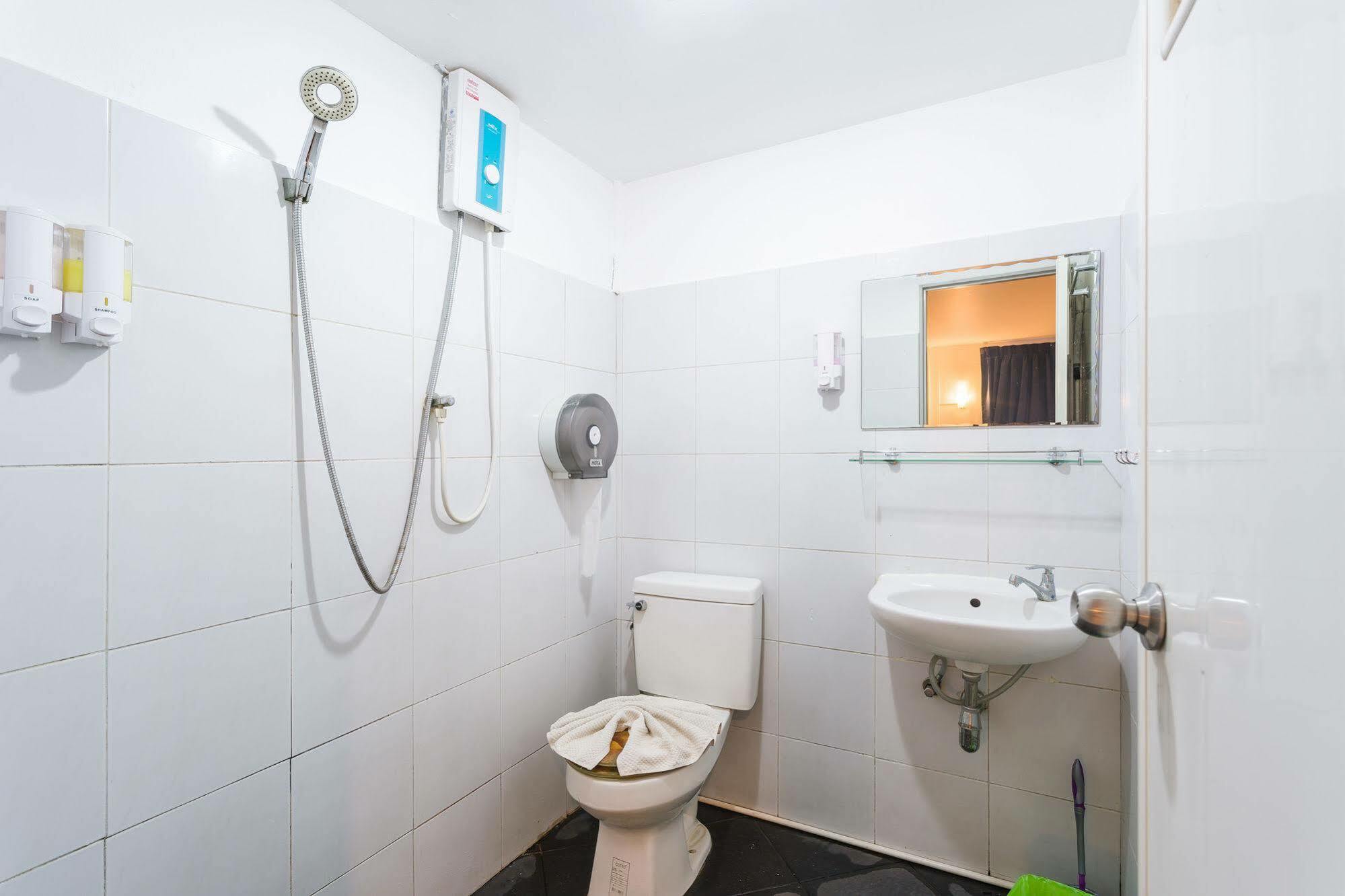 בופוט Chaweng Skybar Guesthouse מראה חיצוני תמונה